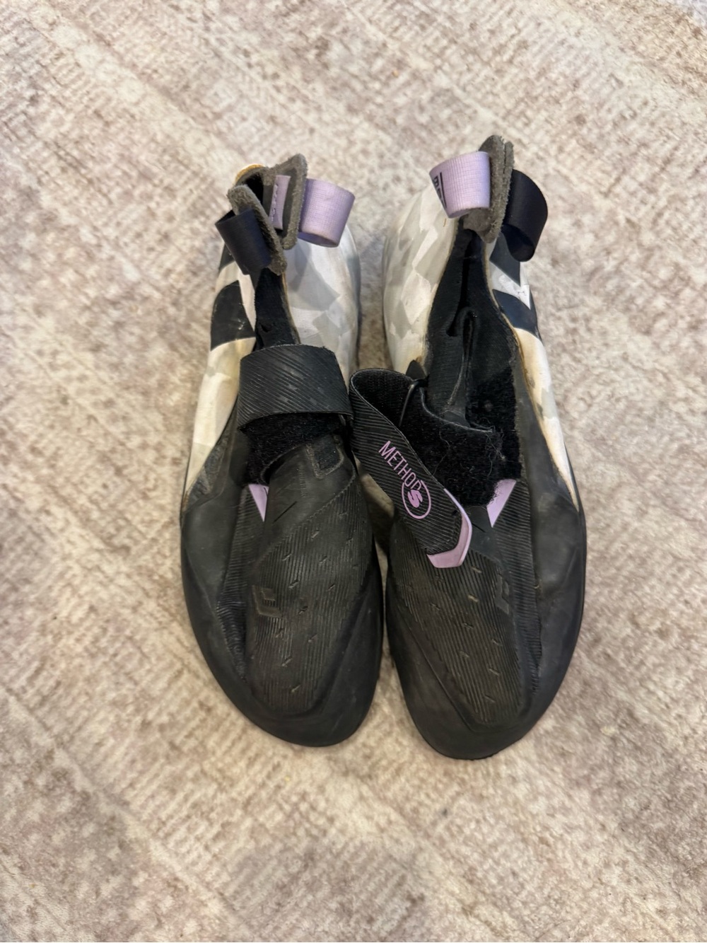 Black Diamond Women's Climbing Shoes in Black and Lavender